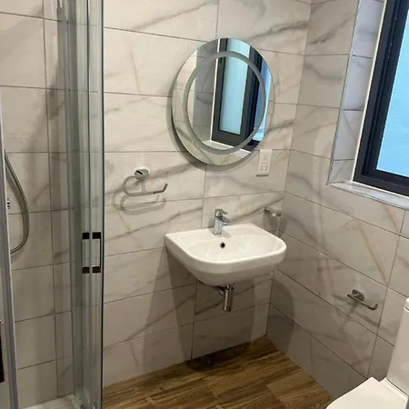 Guest house 1 Bedroom With Private Bathroom In A Shared 3 Bedroom In Swieqi 10 Min From Paceville And *