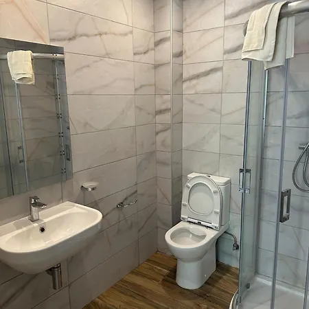 1 Bedroom With Private Bathroom In A Shared 3 Bedroom In Swieqi 10 Min From Paceville And * Is-Swieqi
