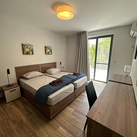 Guest house 1 Bedroom With Private Bathroom In A Shared 3 Bedroom In Swieqi 10 Min From Paceville And *